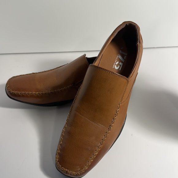 J75 Other - Men Dress Shoe J75 new without tag